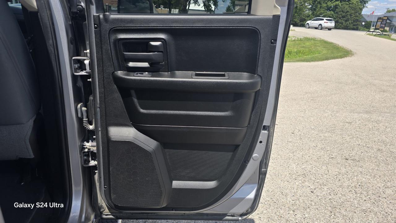 2019 RAM 1500 Classic ST - Photo #11