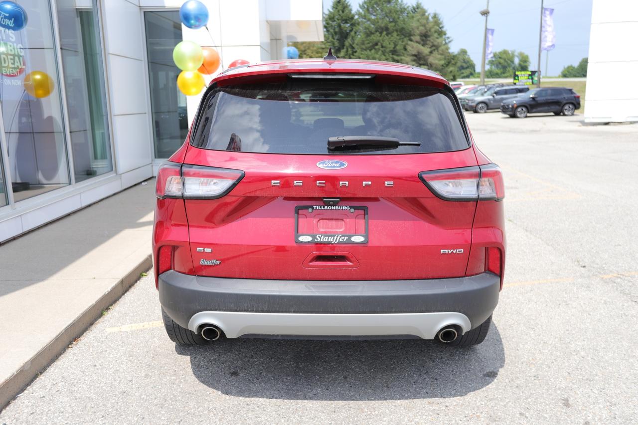 2022 Ford Escape SE AWD Photo4