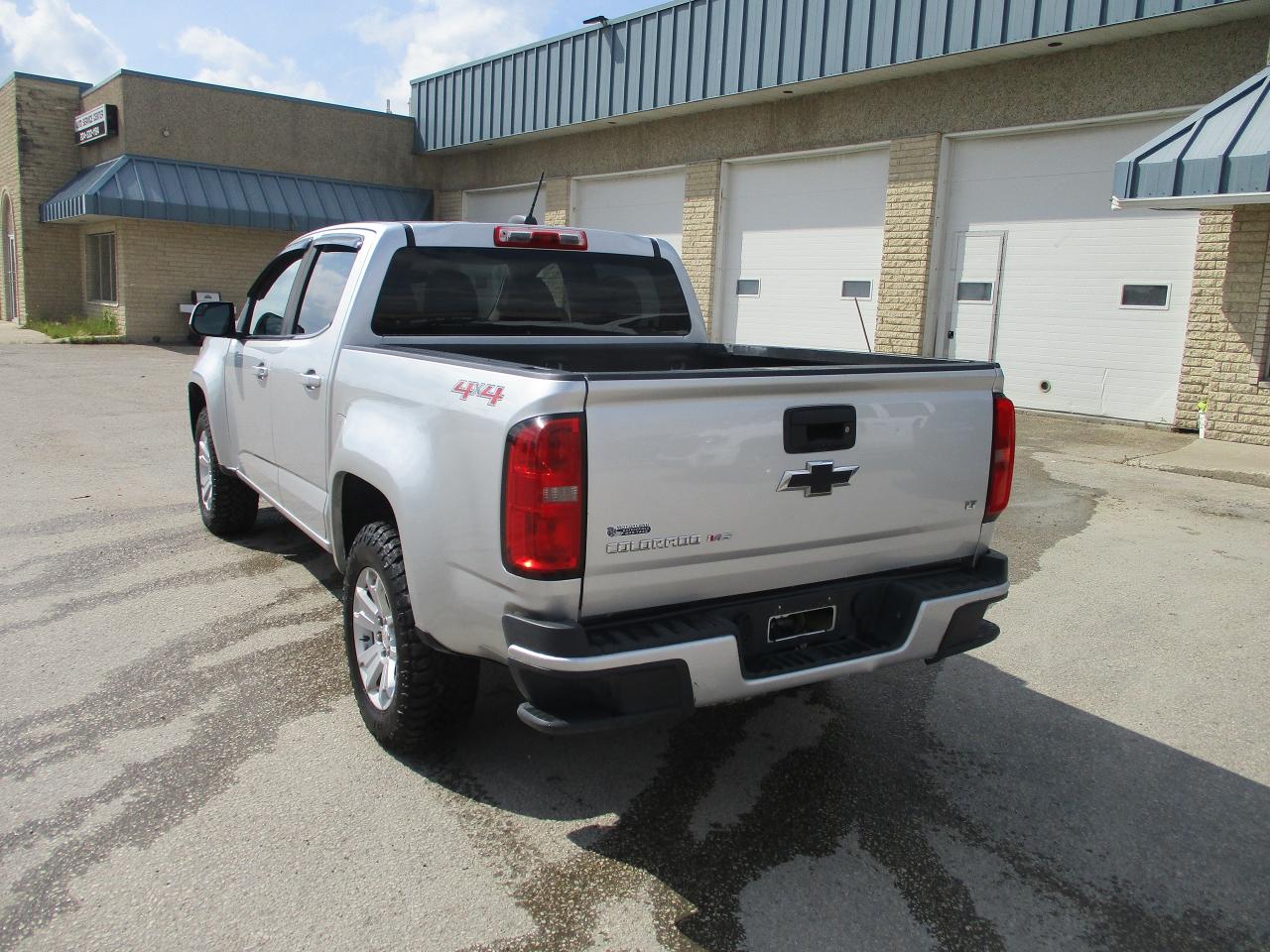 2018 Chevrolet Colorado 4WD LT - Photo #6