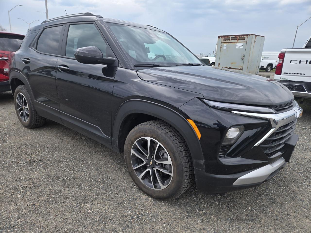 2024 Chevrolet TrailBlazer LT - Photo #3