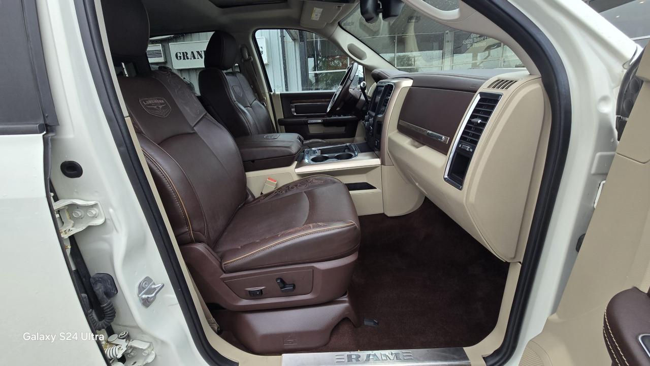 2016 RAM 3500 4WD Crew Cab 149" Longhorn - Photo #13