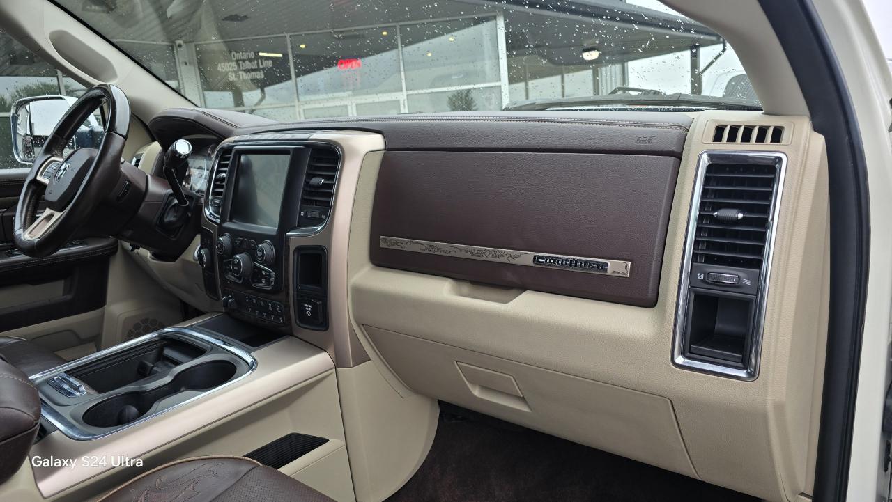 2016 RAM 3500 4WD Crew Cab 149" Longhorn - Photo #11