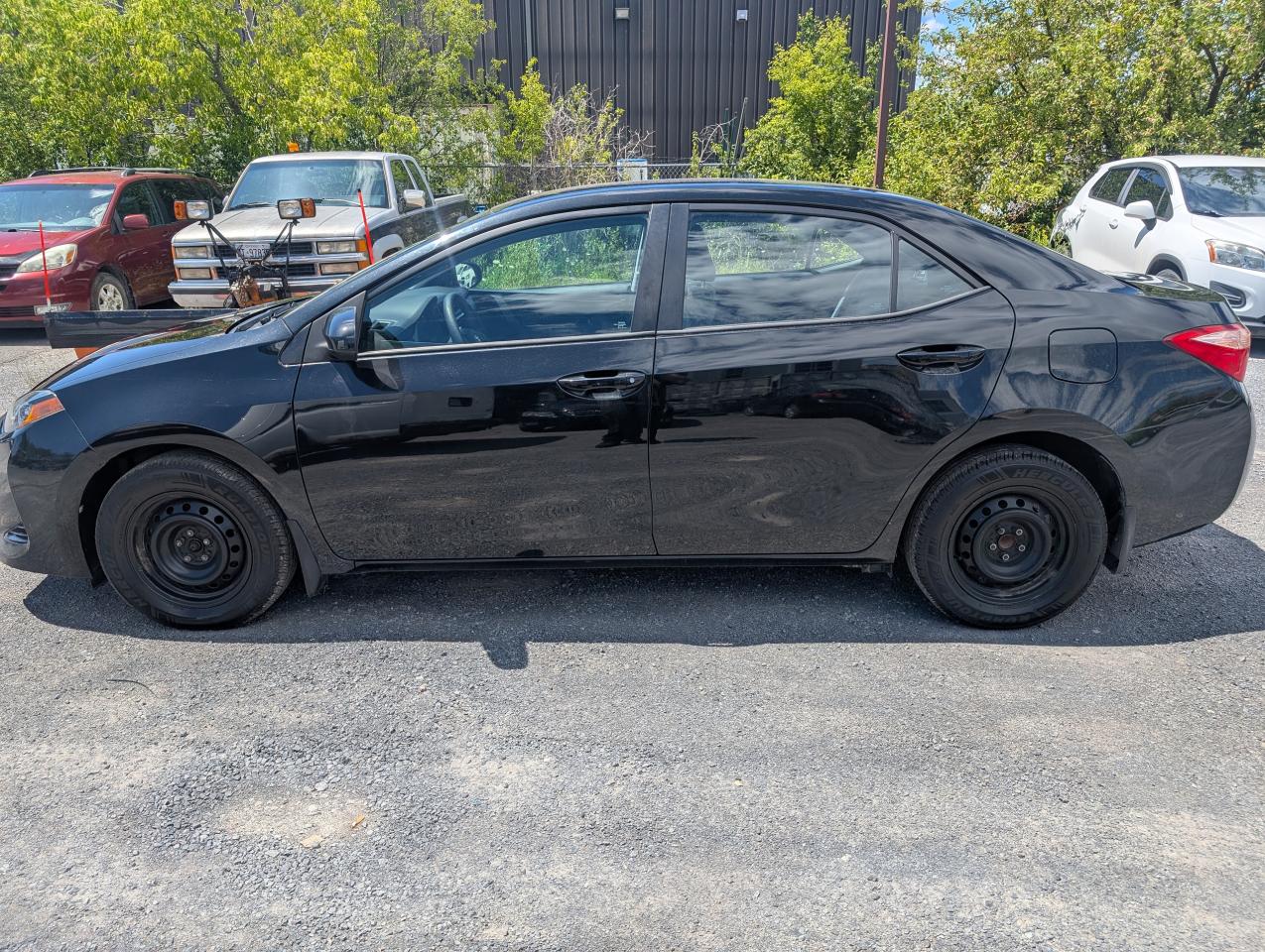 2017 Toyota Corolla CE - Photo #3