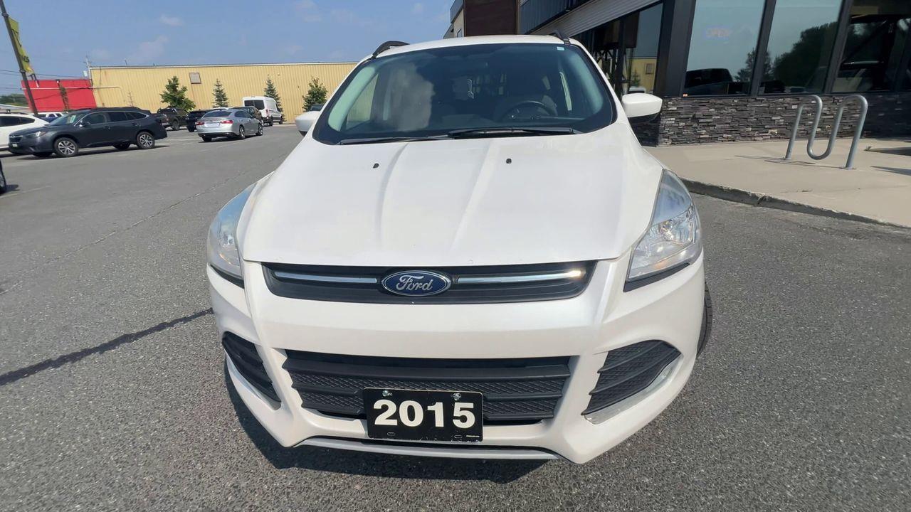 2015 Ford Escape AS-IS,BACK UP CAM, CRUISE CONTROL, BLUETOOTH, POWER DRIVERS SEAT, POWER LIFTGATE!! Photo2
