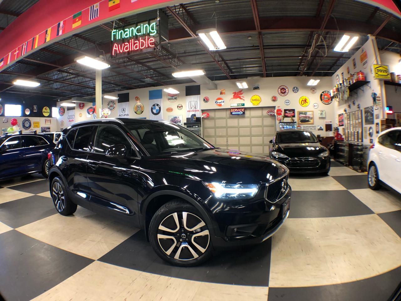 Used 2021 Volvo XC40 MOMENTUM T5 AWD LEATHER PAN/ROOF B/SPOT CAMERA for sale in North York, ON