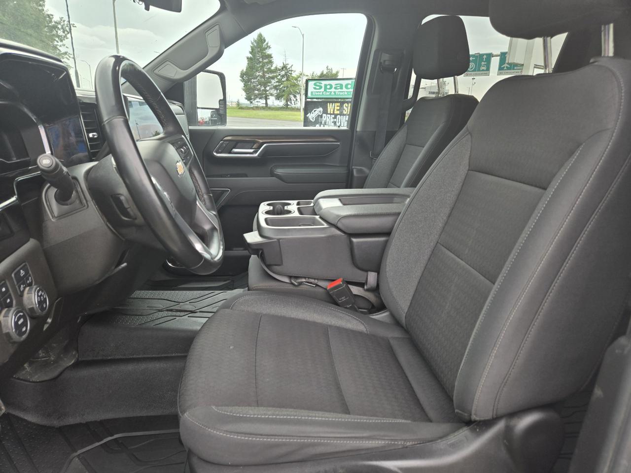2024 Chevrolet Silverado 2500 LT - Photo #7