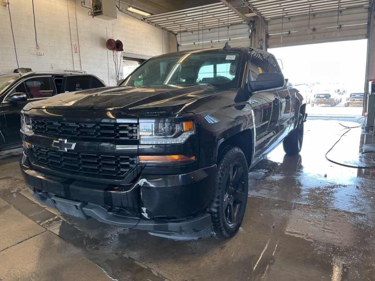 Used 2018 Chevrolet Silverado 1500 CU for sale in Innisfil, ON