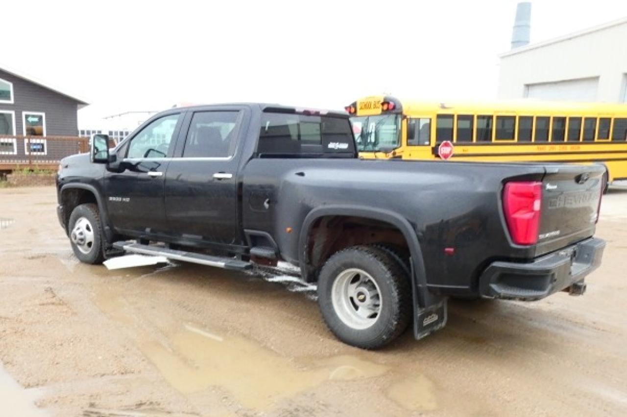 2021 Chevrolet Silverado 3500 High Country DRW DURA DSL w/H&C L, S/R,NAV.BUC,HUD - Photo #8