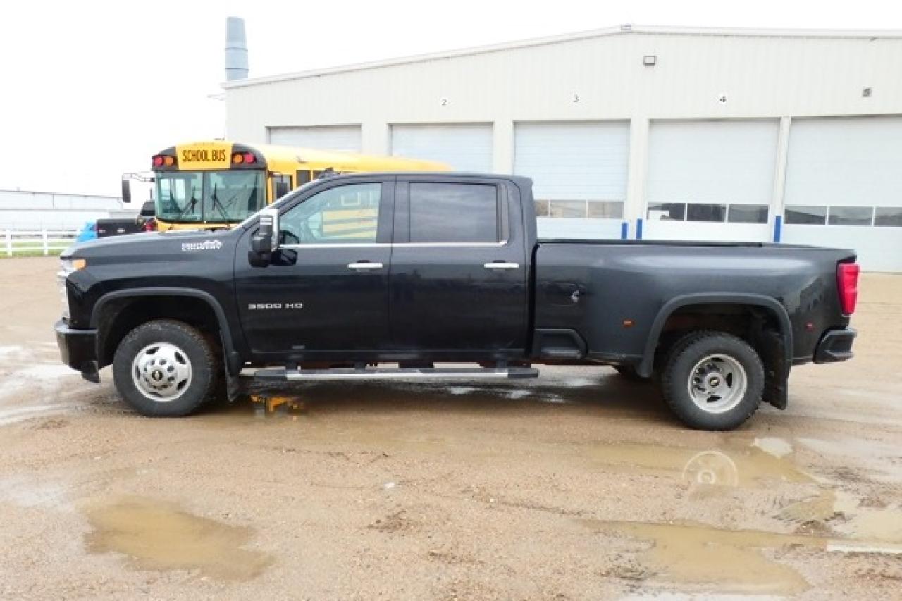 2021 Chevrolet Silverado 3500 High Country DRW DURA DSL w/H&C L, S/R,NAV.BUC,HUD