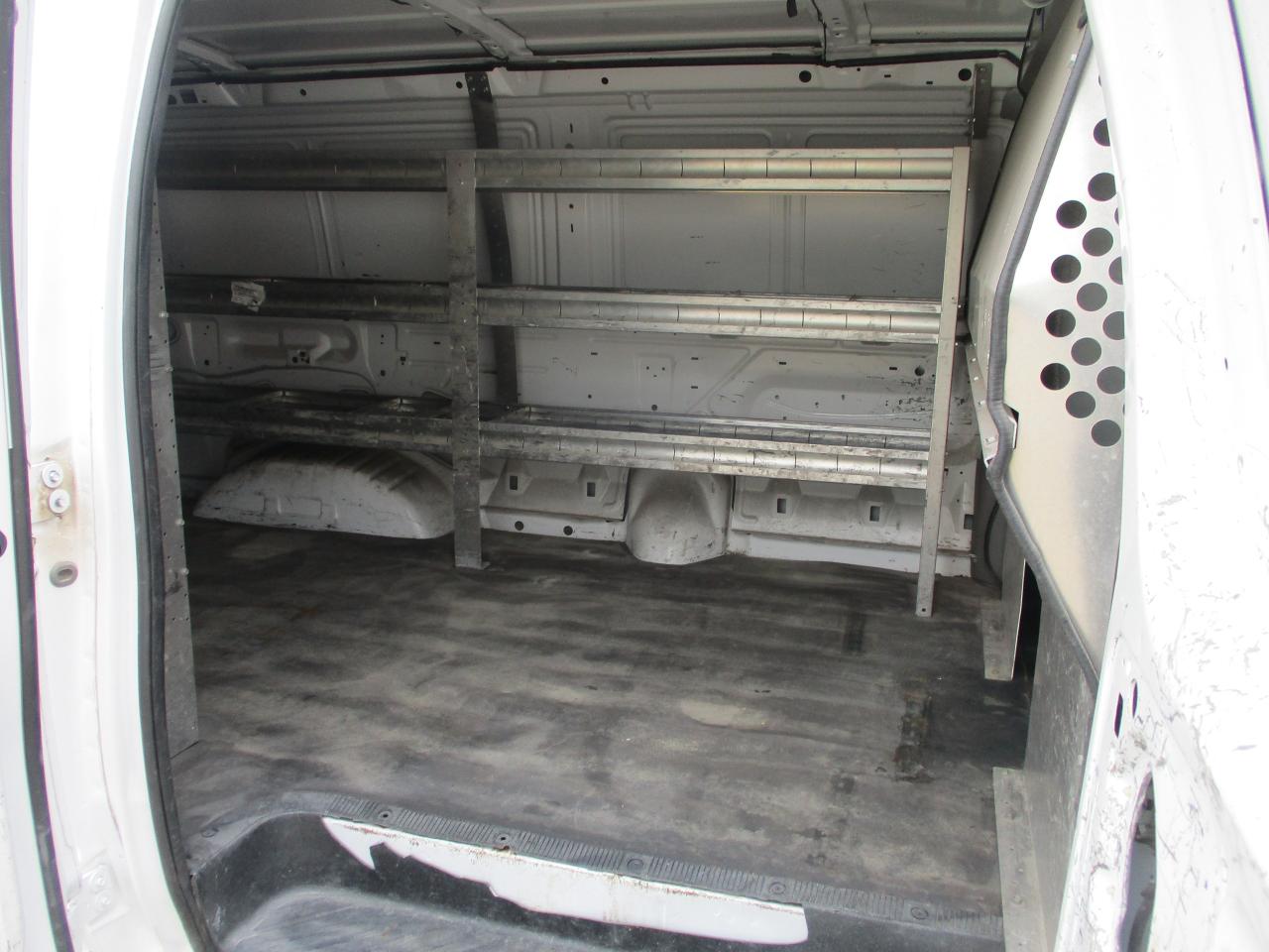 2012 Ford Econoline Commercial - Photo #8