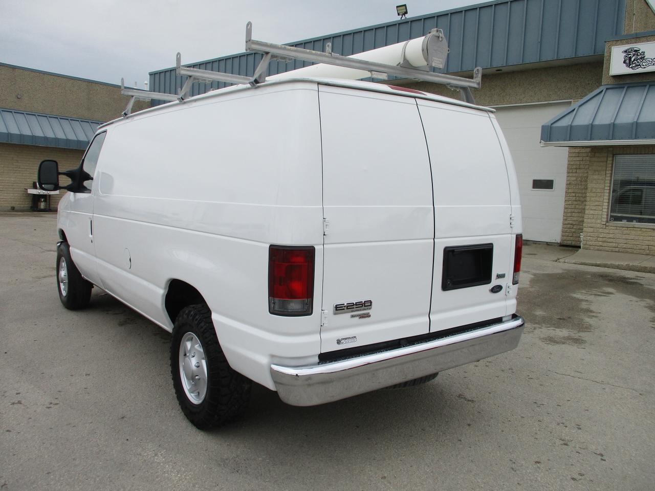 2012 Ford Econoline Commercial - Photo #6