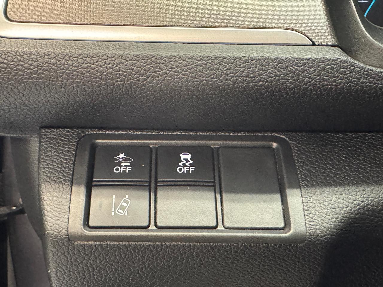 2019 Honda Civic LX+New Tires+Brakes+Camera+Adaptive Cruise+LKA Photo