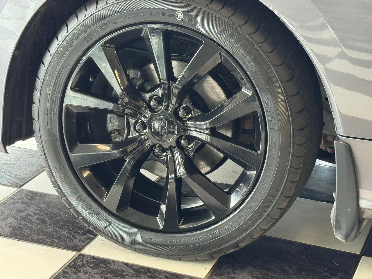 2019 Honda Civic LX+New Tires+Brakes+Camera+Adaptive Cruise+LKA Photo