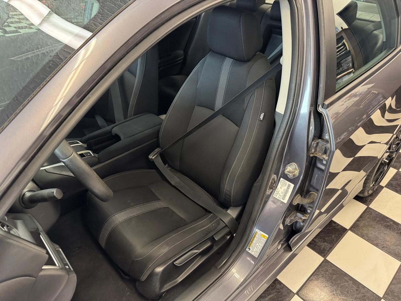 2019 Honda Civic LX+New Tires+Brakes+Camera+Adaptive Cruise+LKA Photo