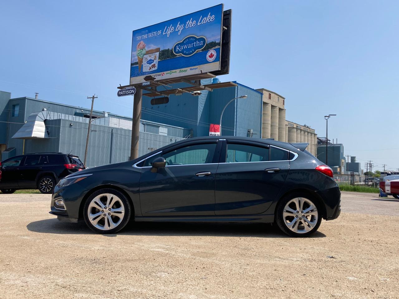 2018 Chevrolet Cruze Premier - Photo #4