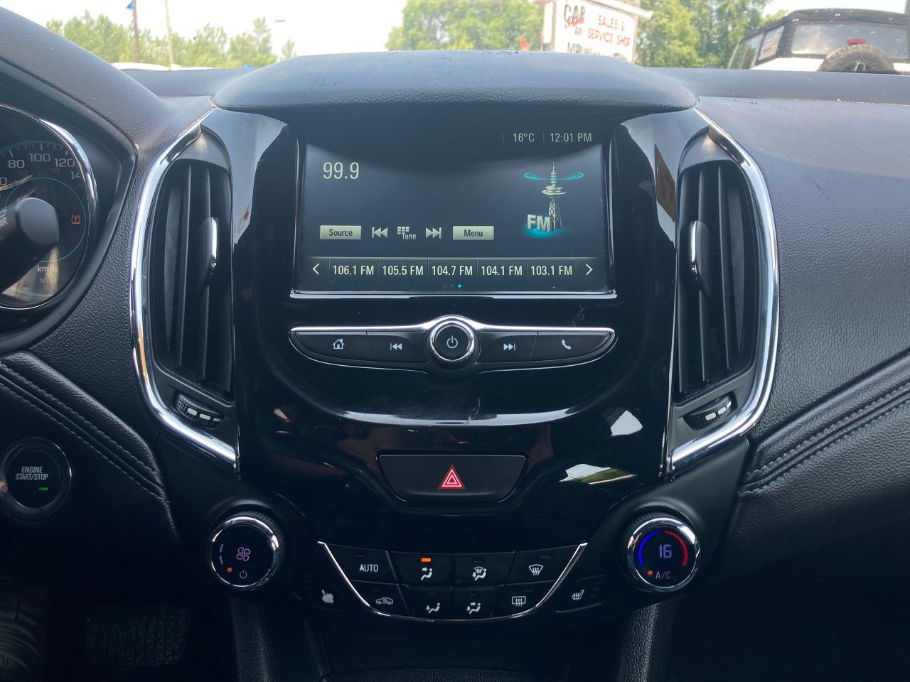 2018 Chevrolet Cruze Premier - Photo #8