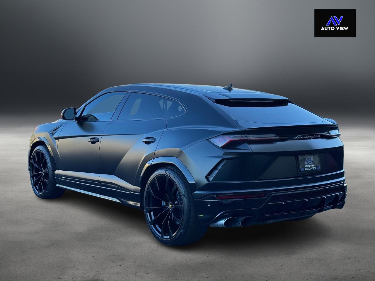 2022 Lamborghini Urus Base **WRAPPED MATTE BLACK**BLUE ELEOS PAINT** - Photo #7