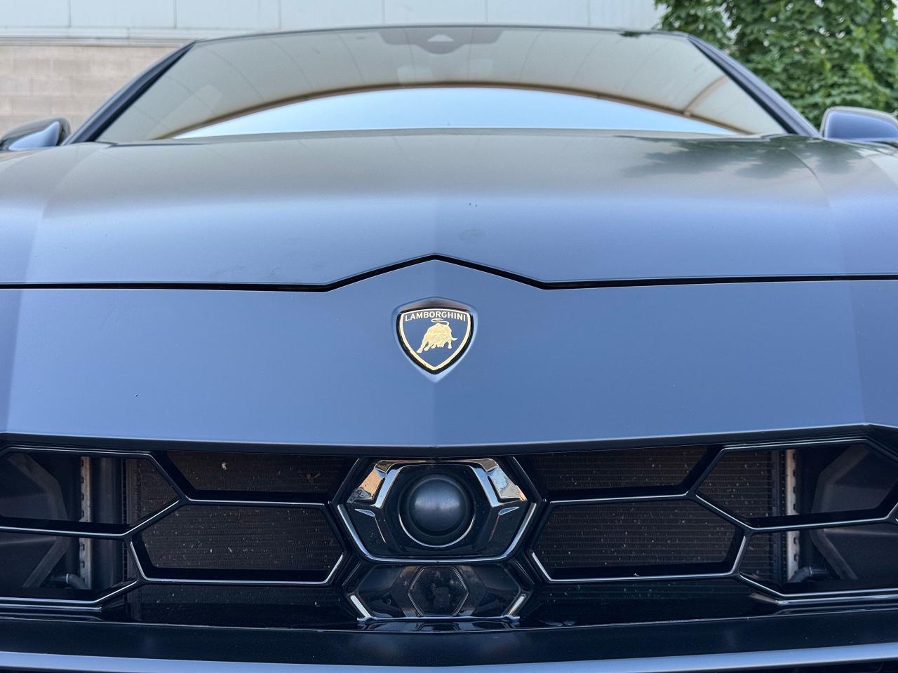 2022 Lamborghini Urus Base **WRAPPED MATTE BLACK**BLUE ELEOS PAINT** - Photo #10