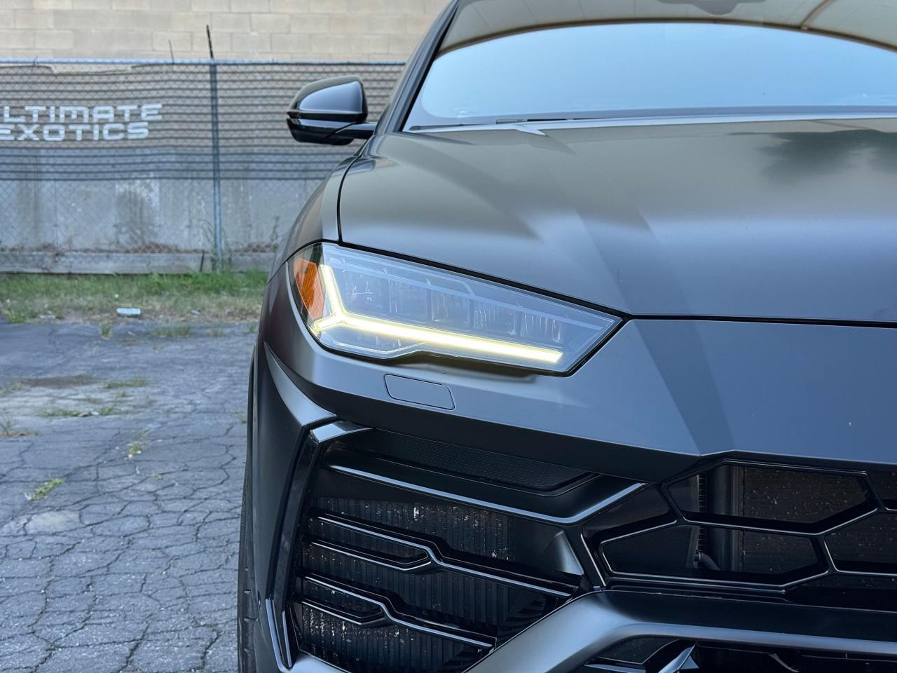 2022 Lamborghini Urus Base **WRAPPED MATTE BLACK**BLUE ELEOS PAINT** - Photo #12