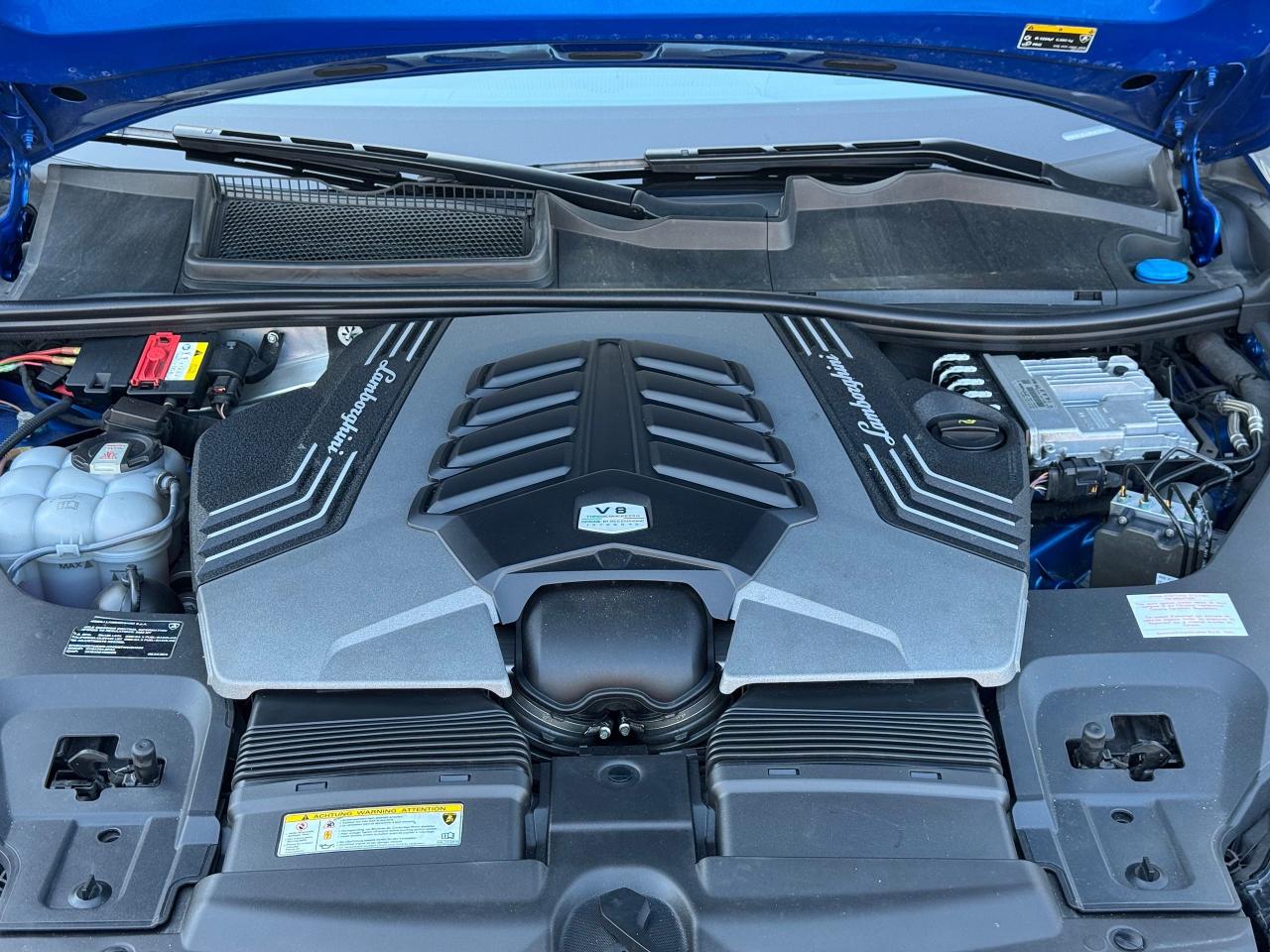 2022 Lamborghini Urus Base **WRAPPED MATTE BLACK**BLUE ELEOS PAINT** - Photo #32