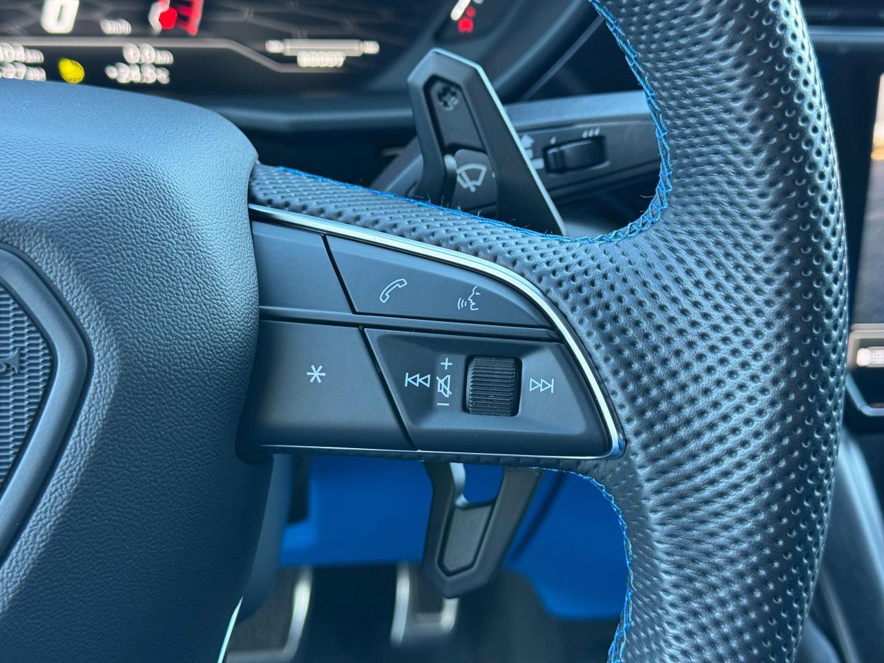 2022 Lamborghini Urus Base **WRAPPED MATTE BLACK**BLUE ELEOS PAINT** - Photo #38
