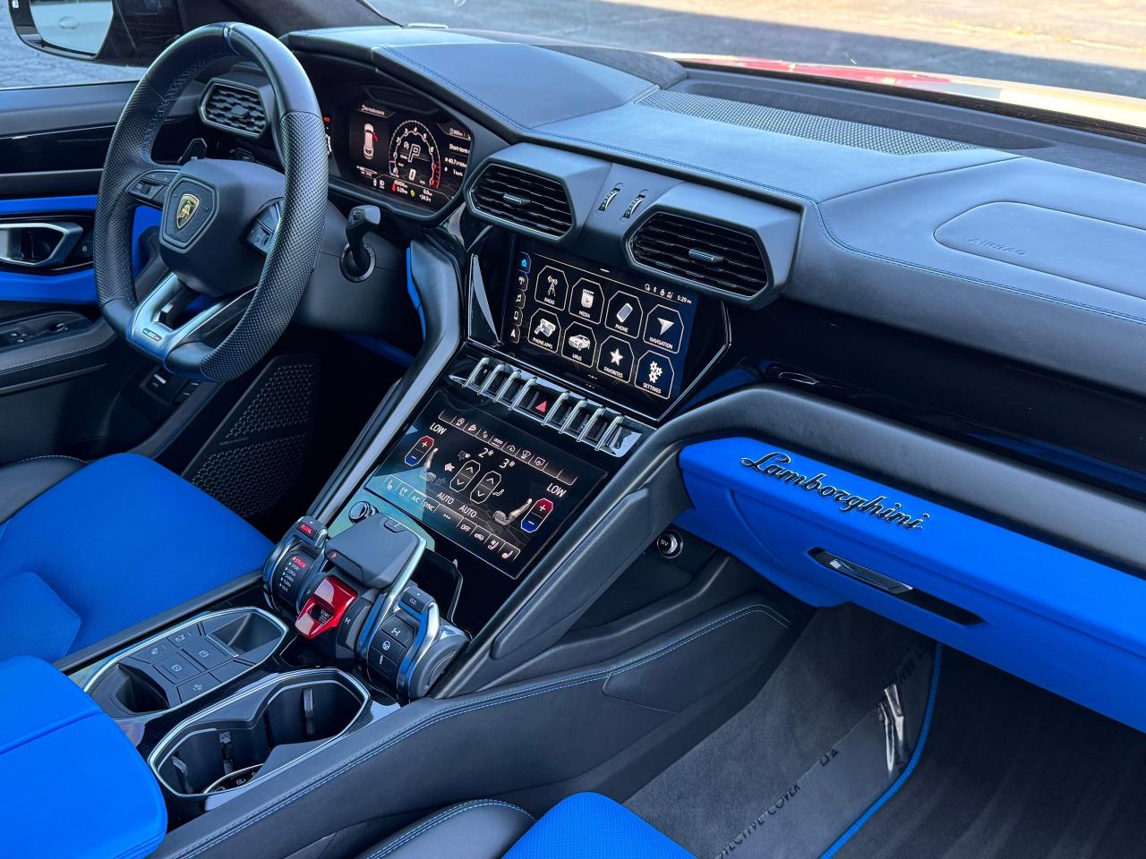 2022 Lamborghini Urus Base **WRAPPED MATTE BLACK**BLUE ELEOS PAINT** - Photo #41