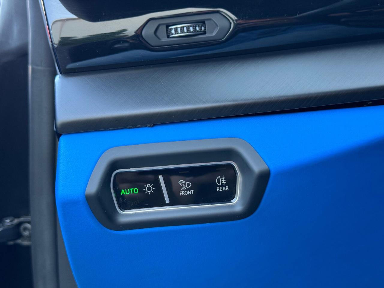2022 Lamborghini Urus Base **WRAPPED MATTE BLACK**BLUE ELEOS PAINT** - Photo #45