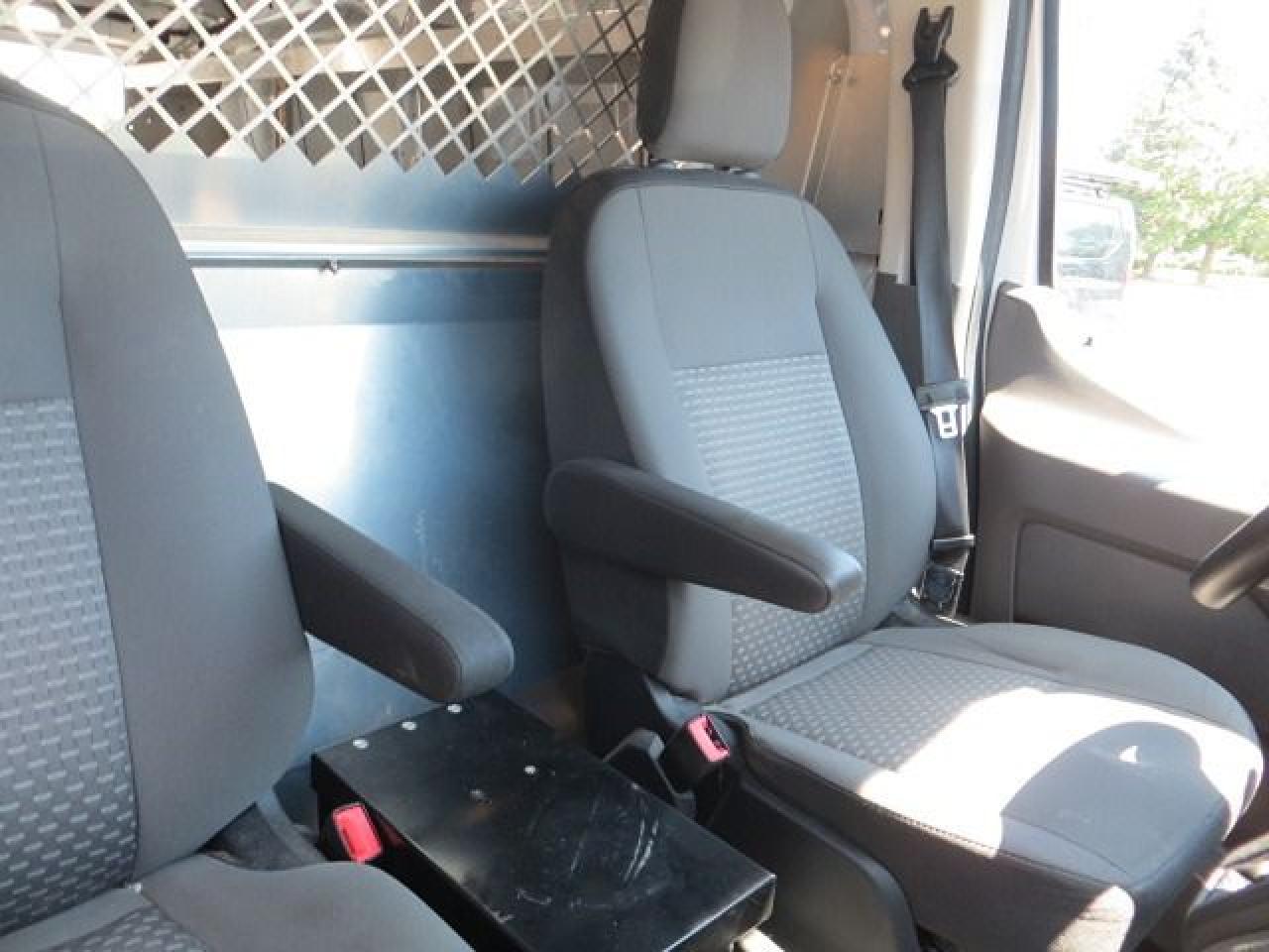 2020 Ford Transit Cargo Van CERTIFIED, SHELVES,DIVIDER, REAR CAMERA, LIKE NEW - Photo #11