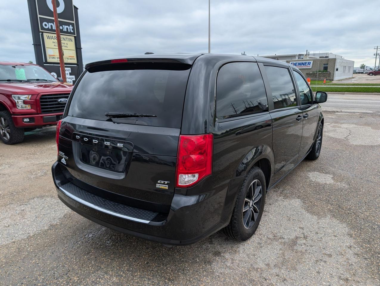 2018 Dodge Grand Caravan GT | Command Start | Leather | Htd Steering - Photo #4