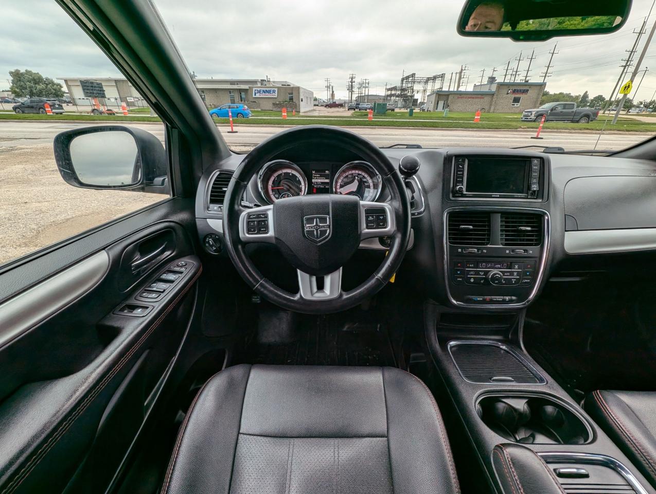 2018 Dodge Grand Caravan GT | Command Start | Leather | Htd Steering - Photo #9
