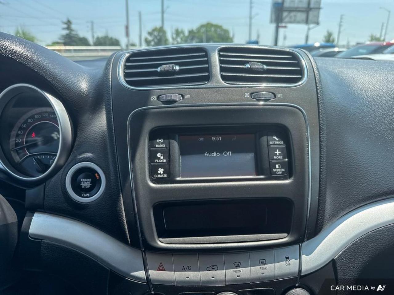 2020 Dodge Journey SE / 7 PASS / DUAL CLIMATE / AC / AUTO / CD PLAYER - Photo #15