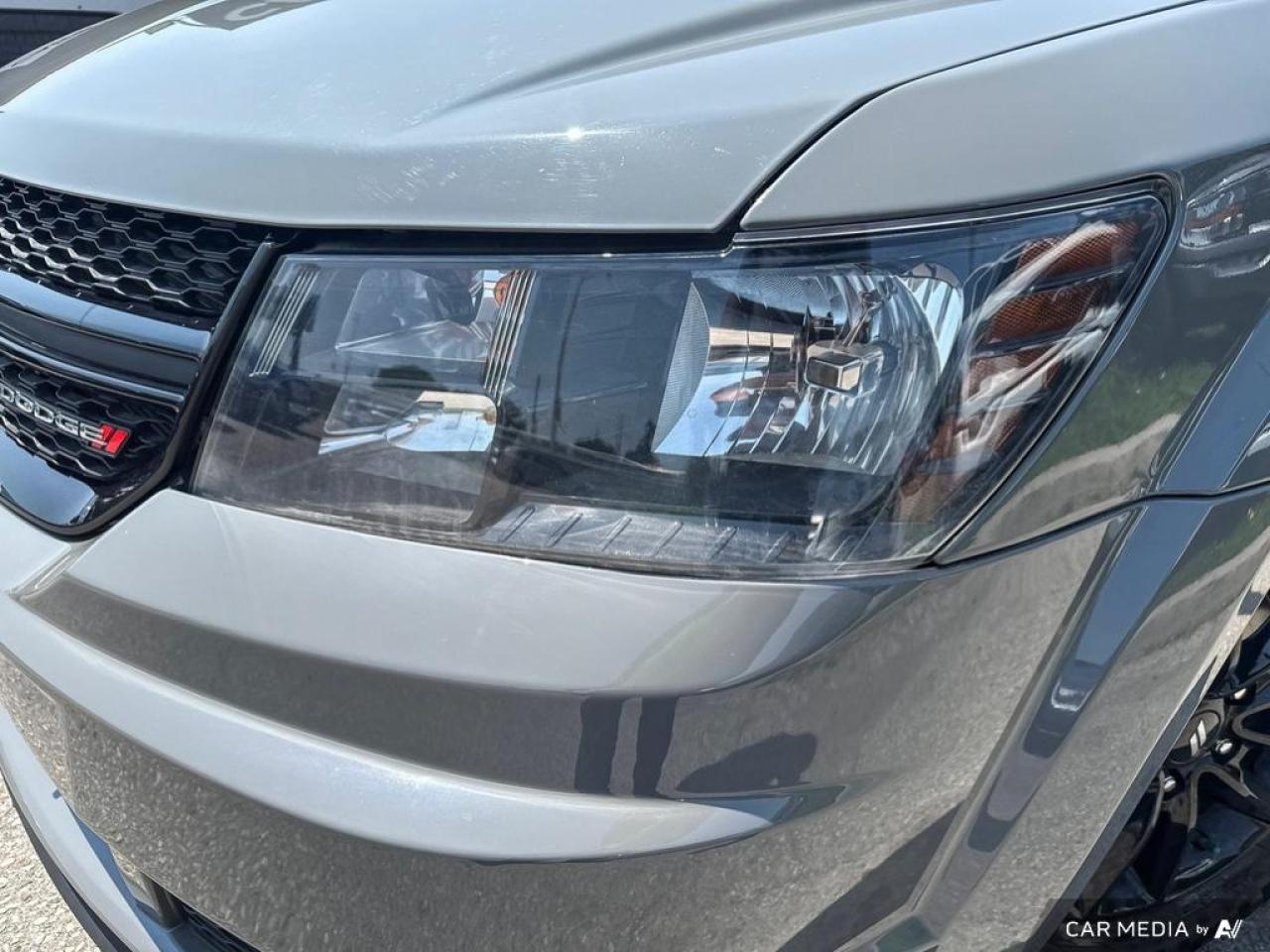 2020 Dodge Journey SE / 7 PASS / DUAL CLIMATE / AC / AUTO / CD PLAYER - Photo #6