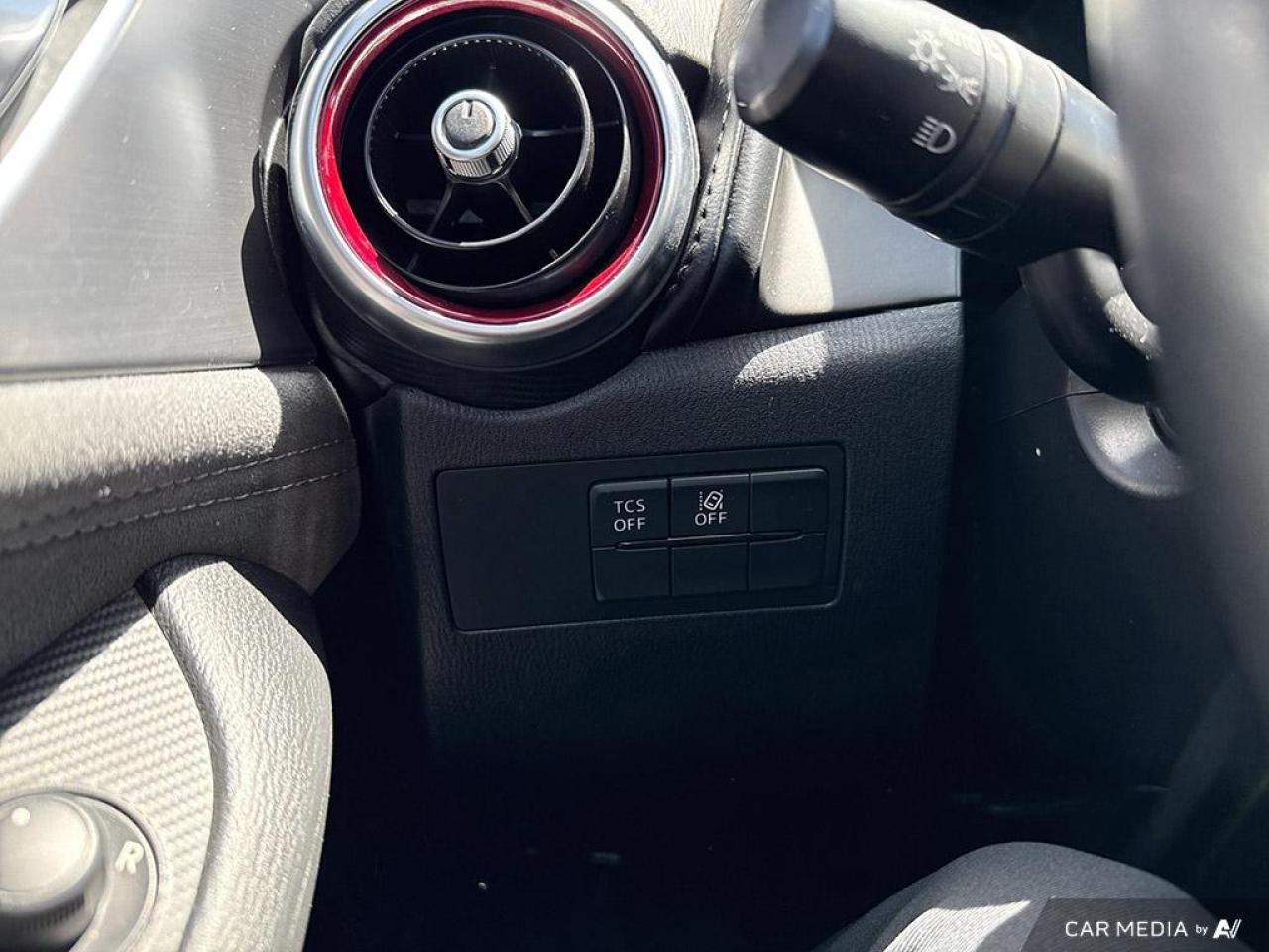 2021 Mazda CX-3 GT /NO ACCIDENTS/ AWD / LEATHER / ROOF / HTD SEATS - Photo #15