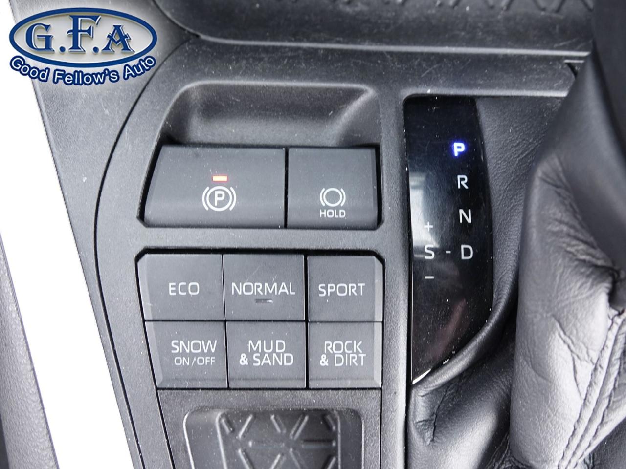 2022 Toyota RAV4 LE MODEL, AWD, REARVIEW CAMERA, HEATED SEATS, LANE Photo