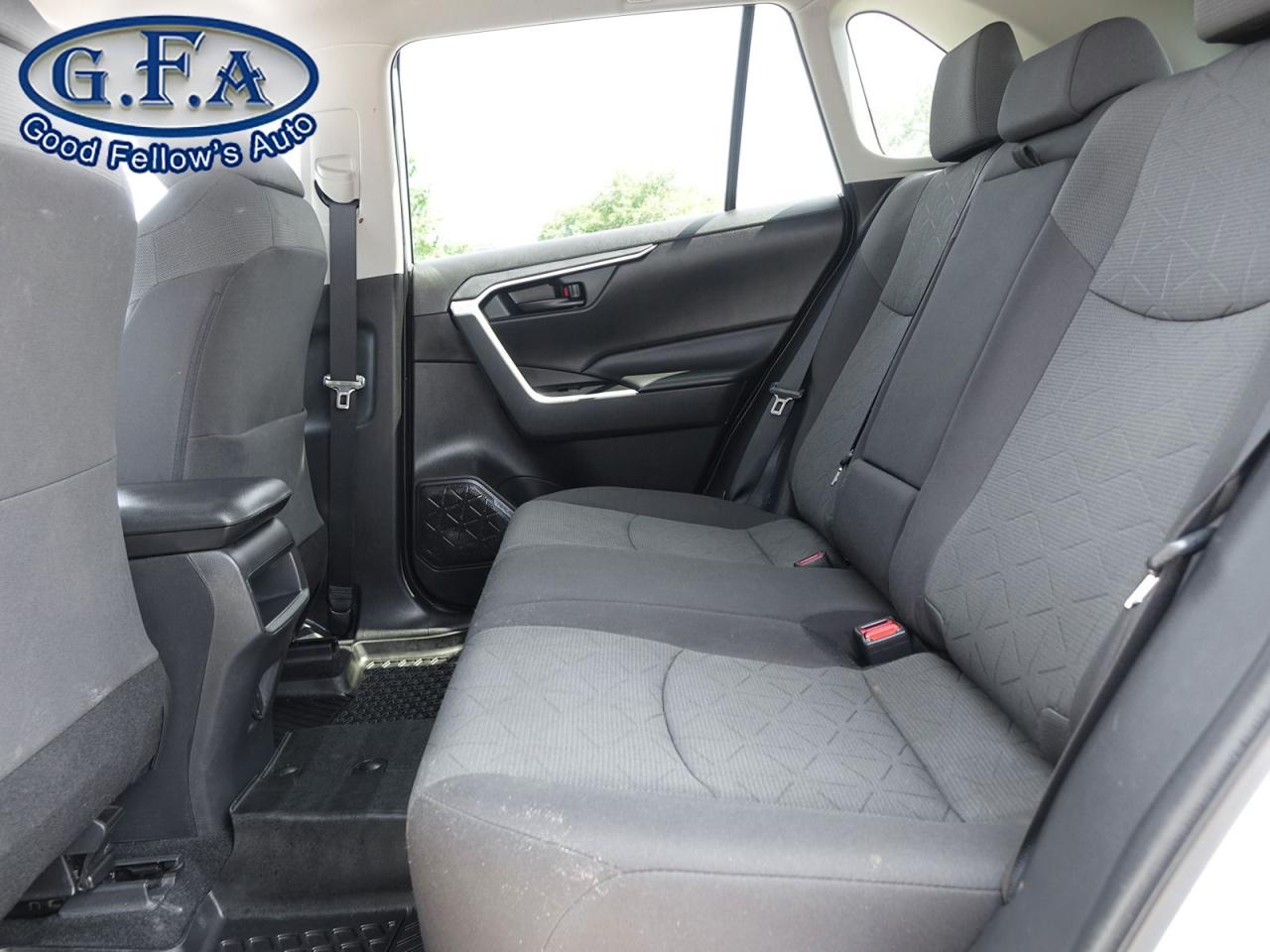 2021 Toyota RAV4 LE MODEL, AWD, REARVIEW CAMERA, HEATED SEATS, LANE Photo8