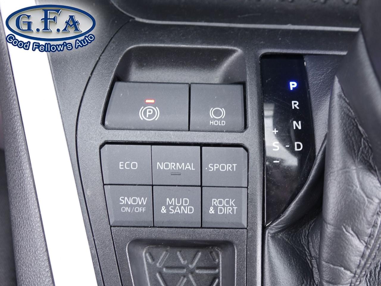 2021 Toyota RAV4 LE MODEL, AWD, REARVIEW CAMERA, HEATED SEATS, LANE Photo15