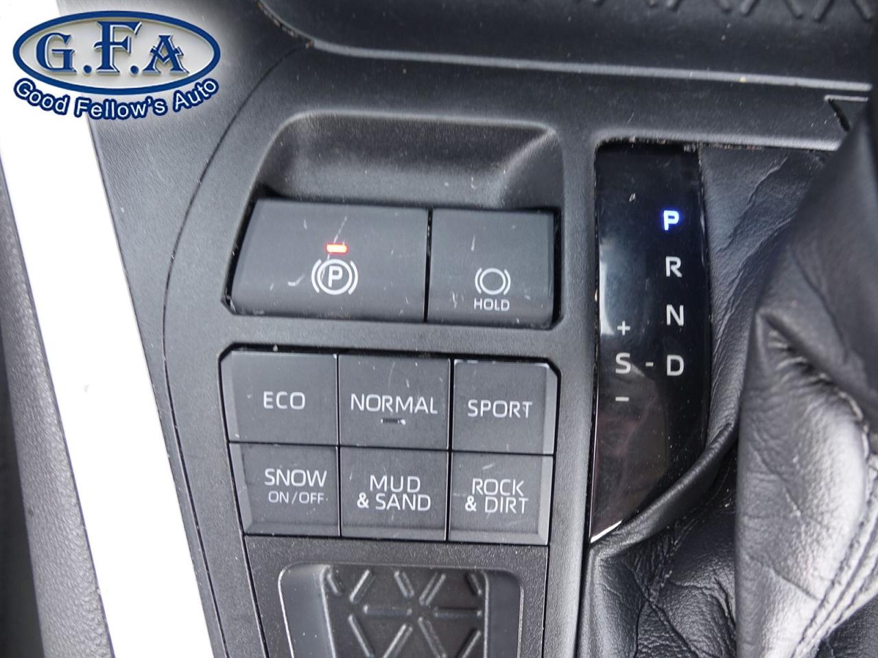2021 Toyota RAV4 XLE MODEL, AWD, SUNROOF, REARVIEW CAMERA, HEATED S Photo16