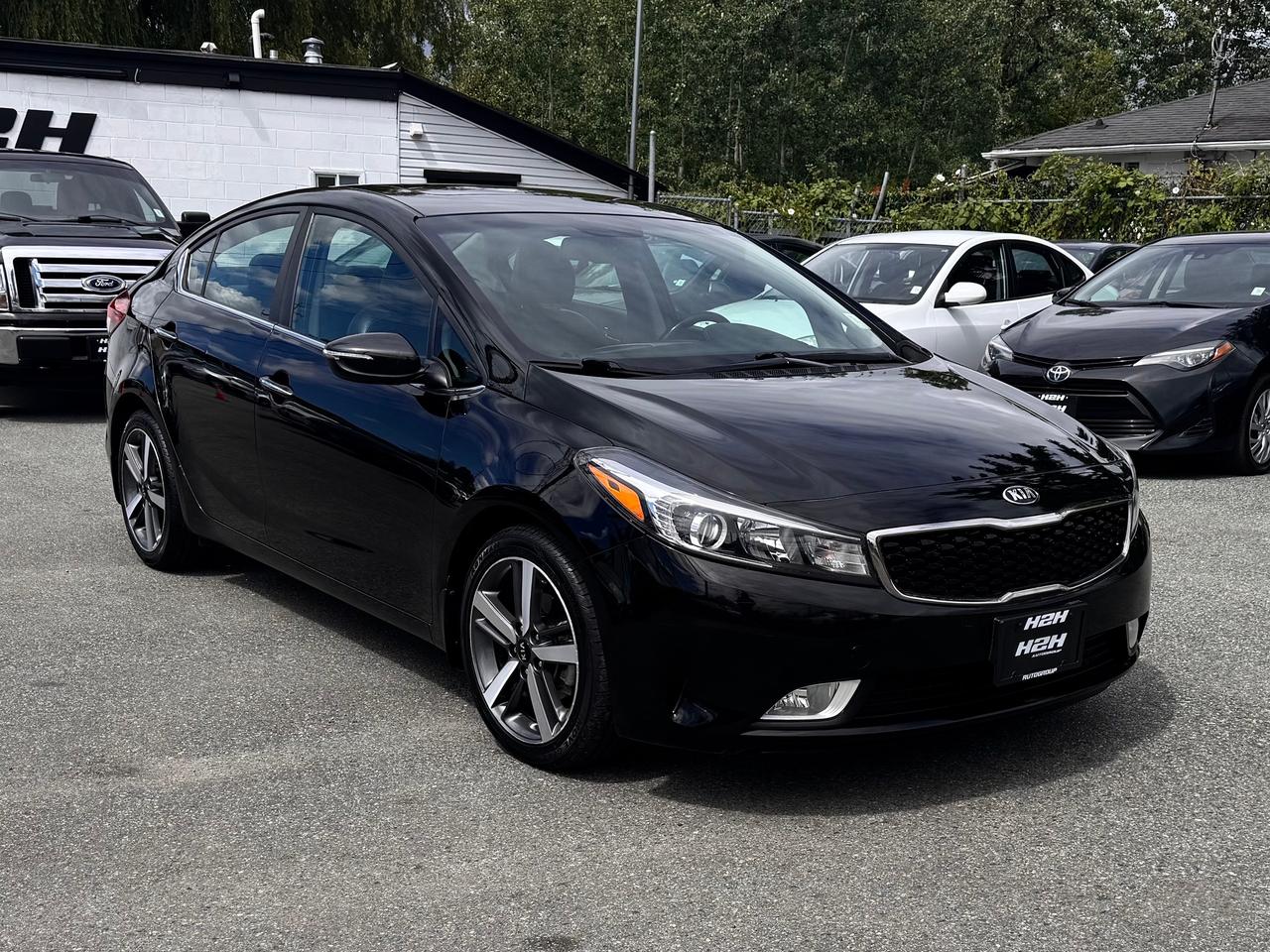 2017 Kia Forte FINANCING AVAILABLE Photo3