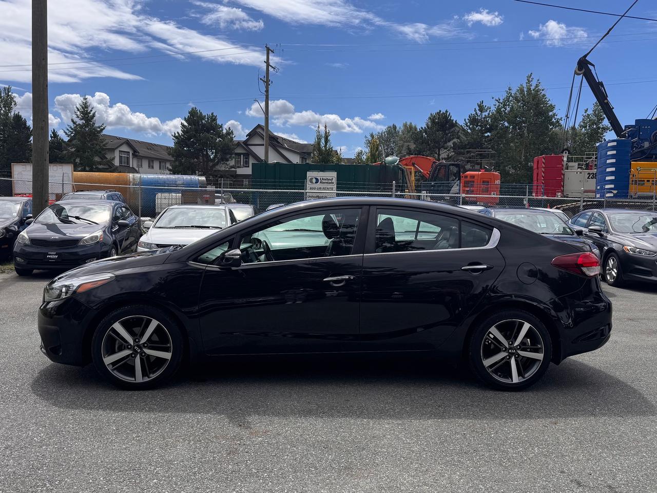 2017 Kia Forte FINANCING AVAILABLE Photo8