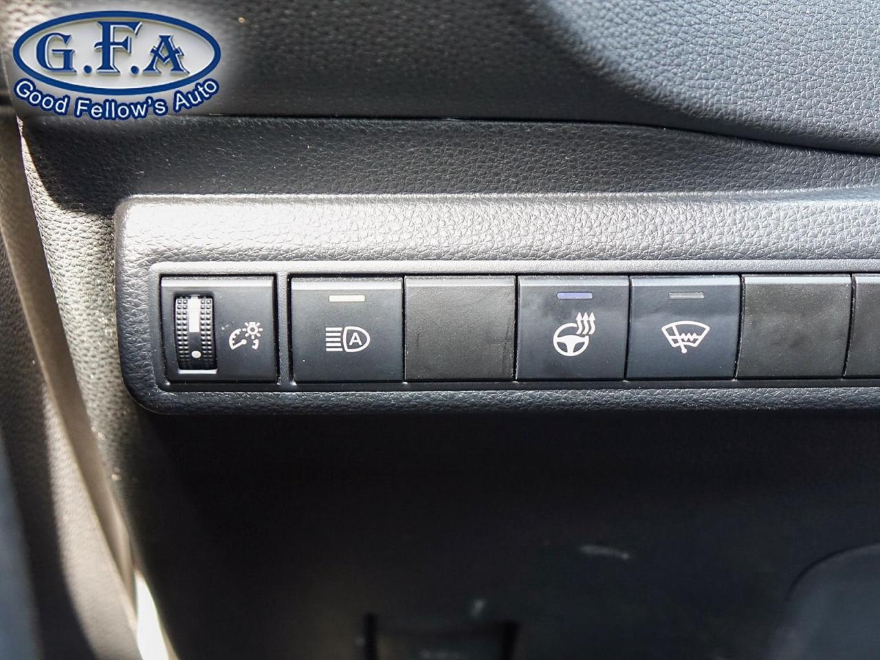 2022 Toyota Corolla LE UPGRADE, SUNROOF, REARVIEW CAMERA, HEATED SEATS - Photo #18