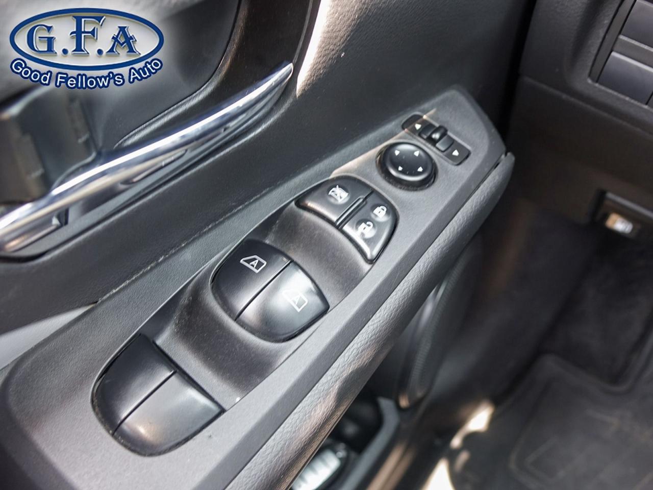 2021 Nissan Kicks PREMIUM MODEL, SUNROOF, LEATHER SEATS, REARVIEW CA - Photo #18