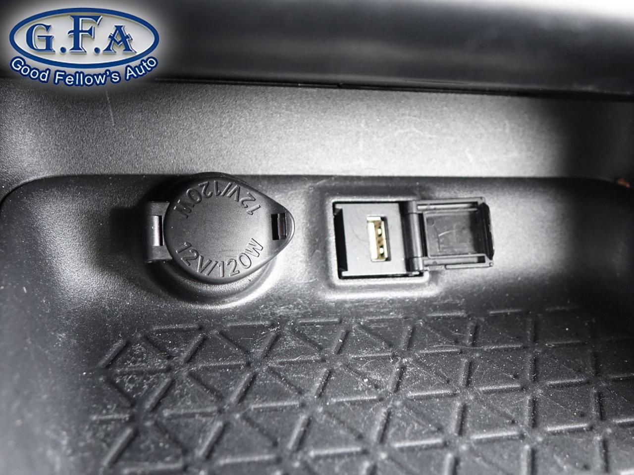 2022 Toyota RAV4 LE MODEL, AWD, REARVIEW CAMERA, HEATED SEATS, LANE - Photo #16