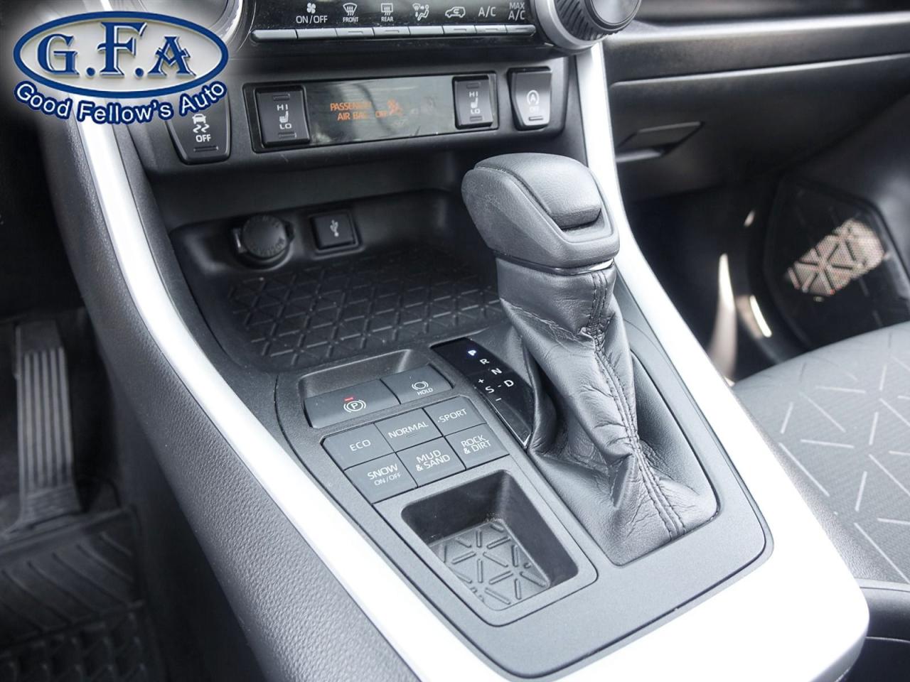 2021 Toyota RAV4 LE MODEL, AWD, REARVIEW CAMERA, HEATED SEATS, LANE - Photo #14
