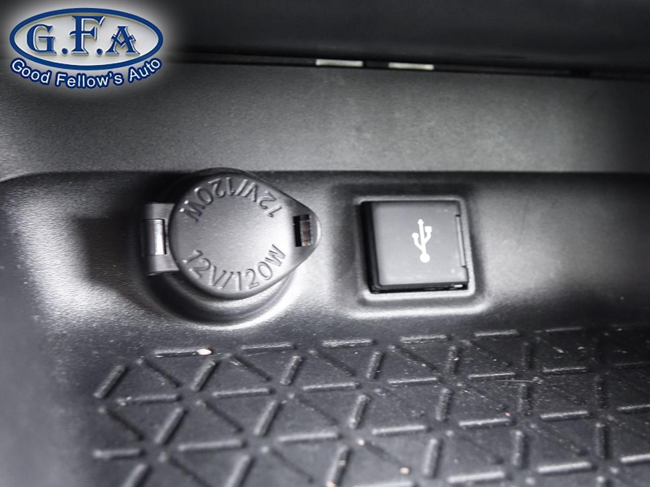 2021 Toyota RAV4 LE MODEL, AWD, REARVIEW CAMERA, HEATED SEATS, LANE - Photo #16