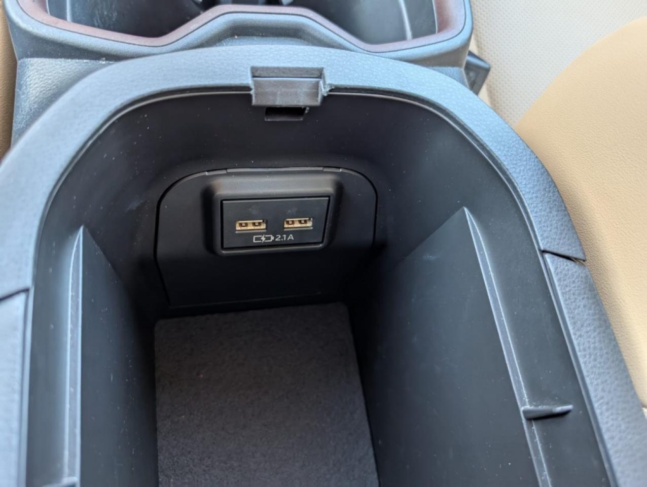 2021 Toyota RAV4 LIMITED  - Photo #20
