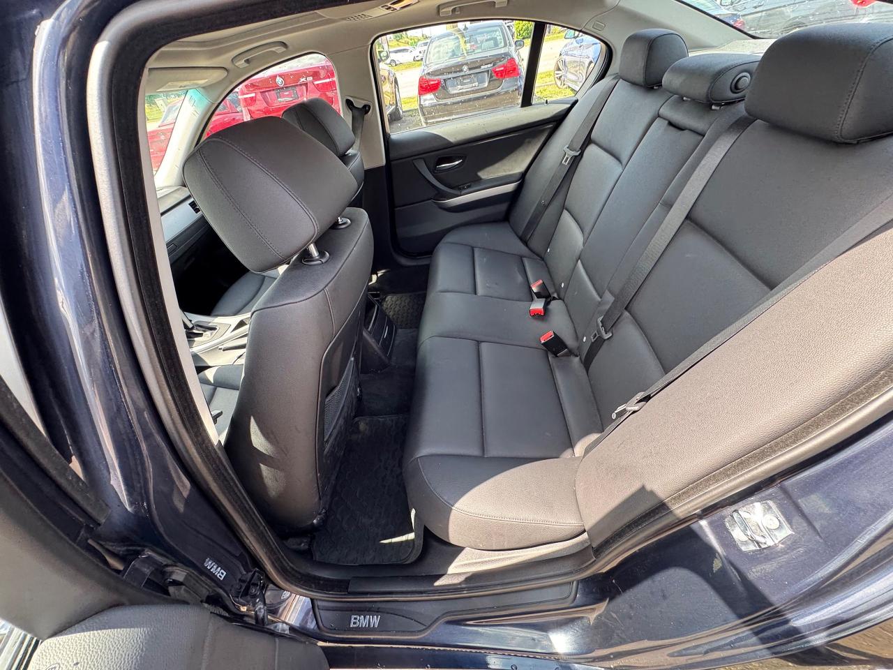 2007 BMW 3 Series 323i, SEDAN, ONLY 97,000KMS, LOW KMS, CERTIFIED - Photo #12