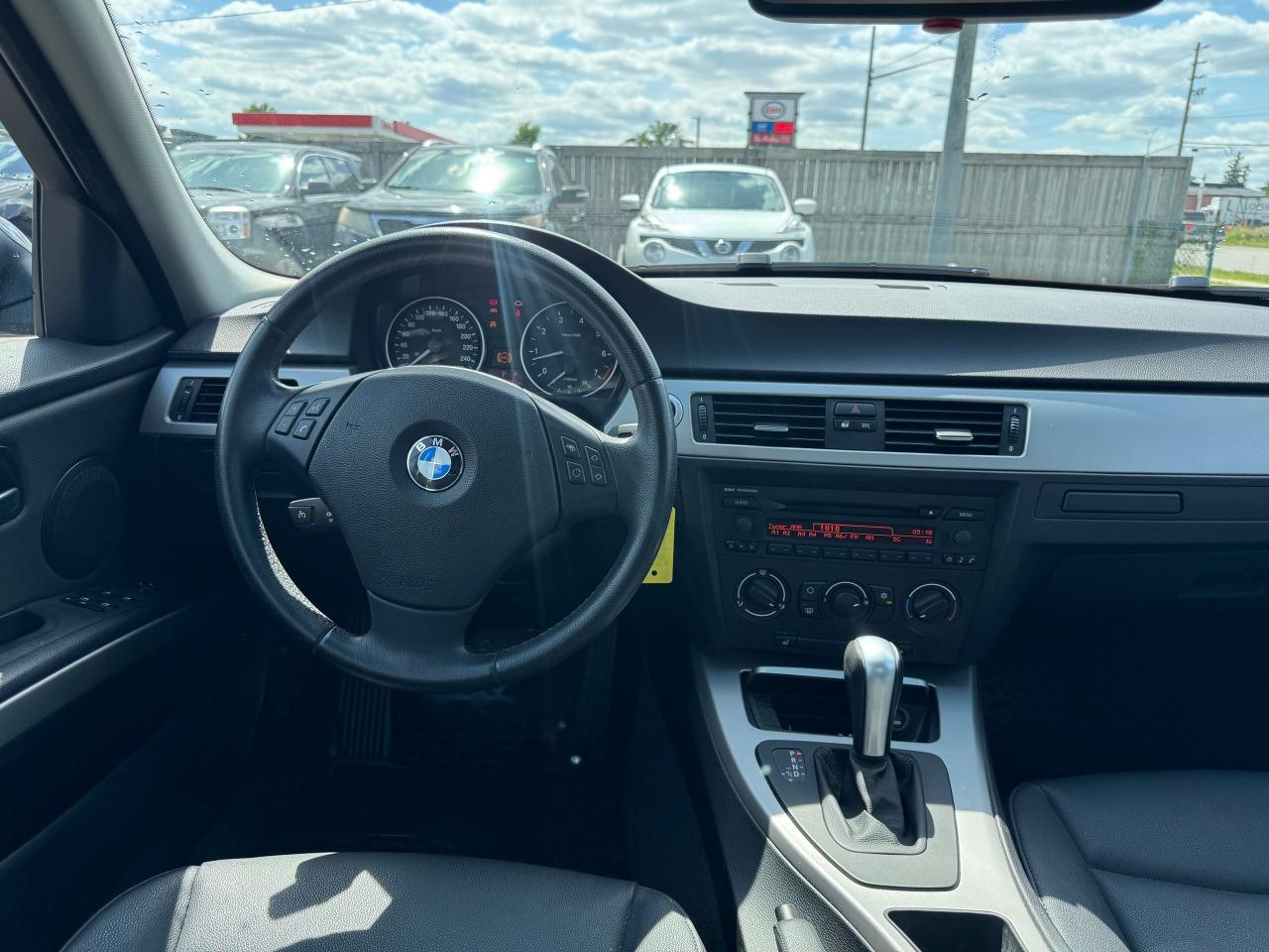 2007 BMW 3 Series 323i, SEDAN, ONLY 97,000KMS, LOW KMS, CERTIFIED - Photo #13