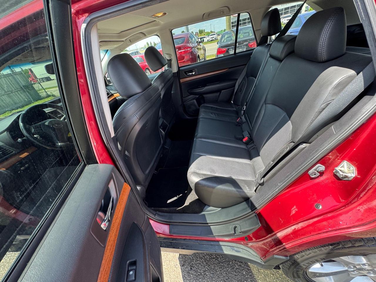 2013 Subaru Outback 2.5I LIMITED, LEATHER, LOADED, AWD, 194KM, CERT - Photo #12