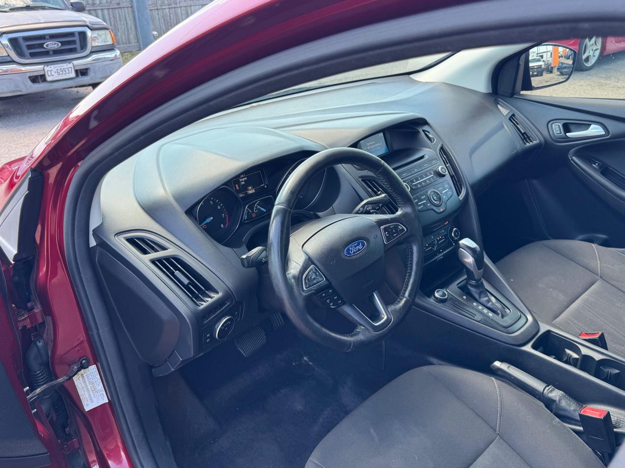 2015 Ford Focus SE, SEDAN, AUTO, 4 CYL, GREAT ON FUEL, CERTIFIED - Photo #10