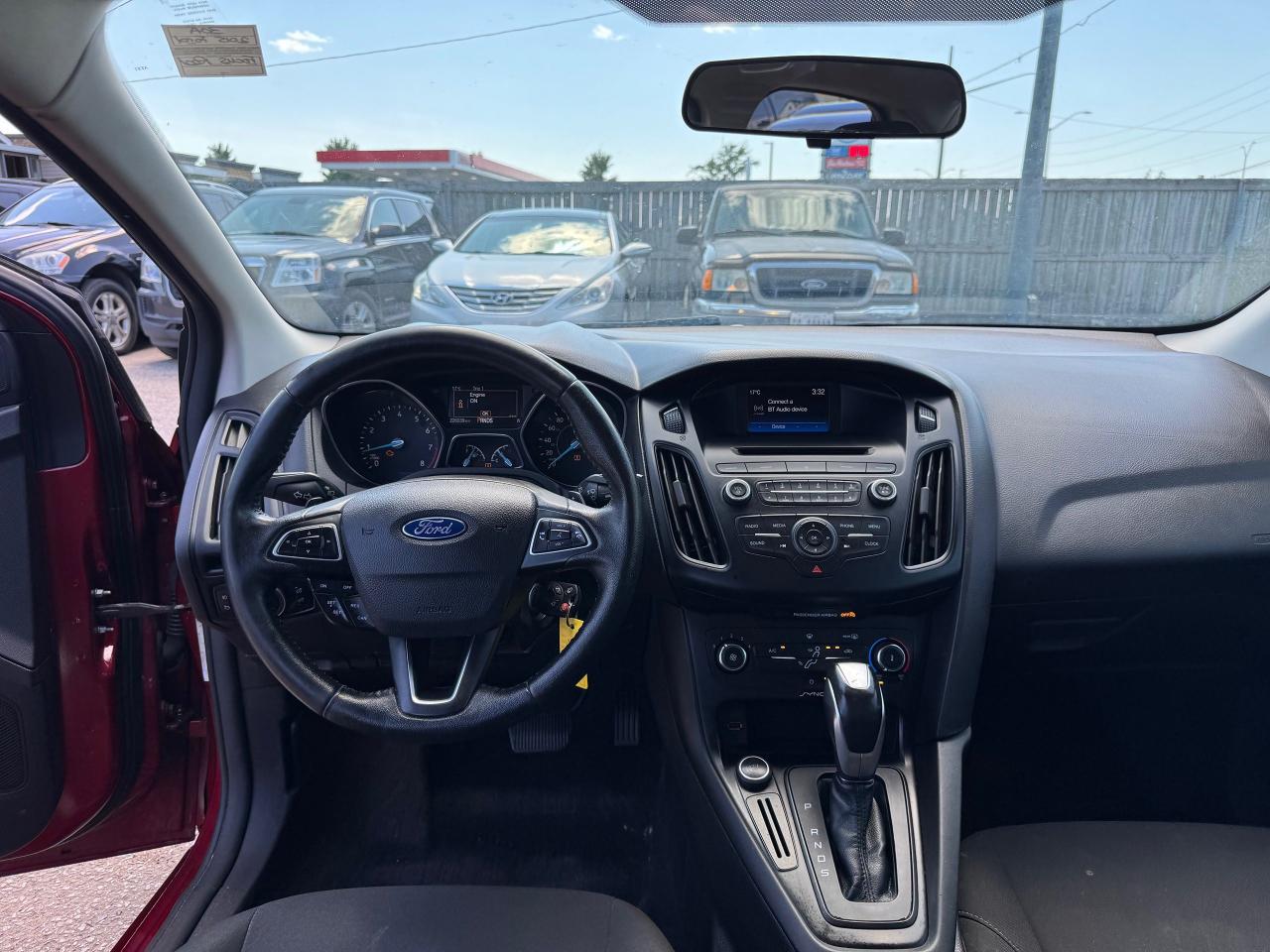2015 Ford Focus SE, SEDAN, AUTO, 4 CYL, GREAT ON FUEL, CERTIFIED - Photo #13